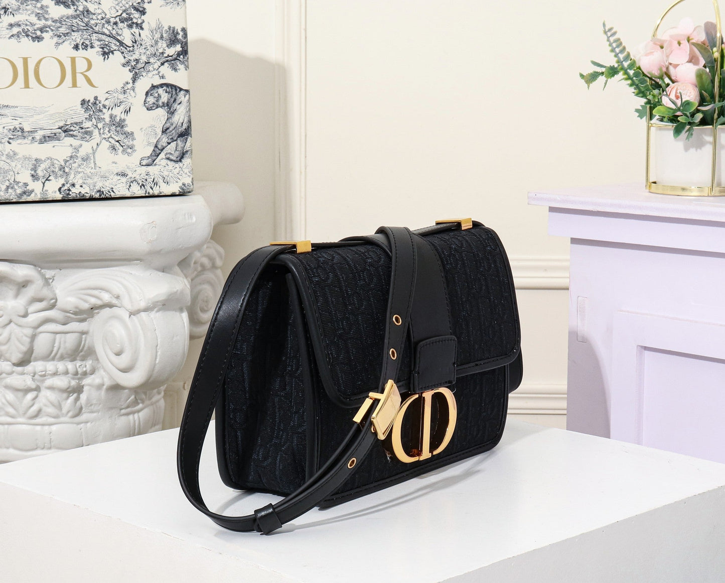 DIOR Montaigne bag