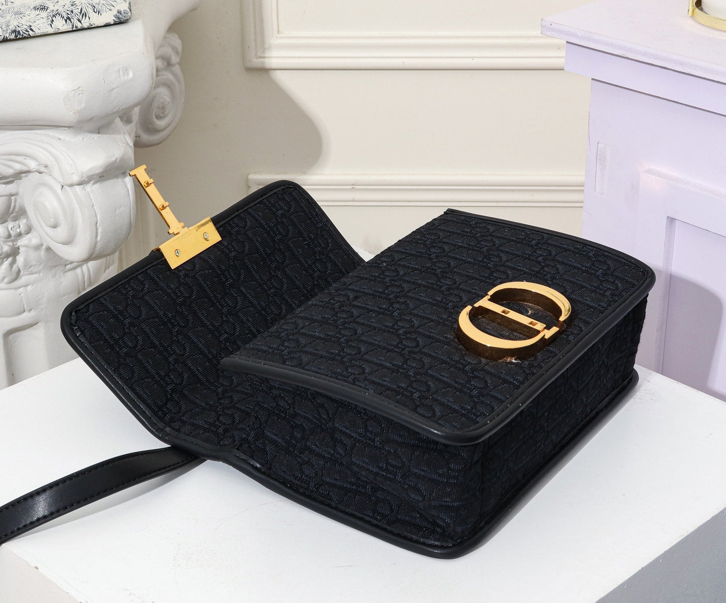 DIOR Montaigne bag