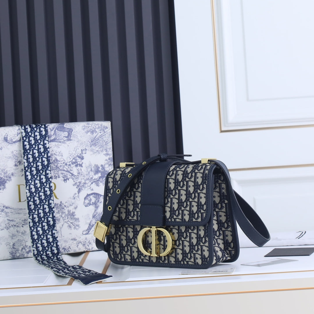 DIOR Montaigne Bag