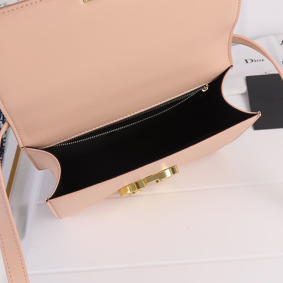 DIOR Montaigne Bag