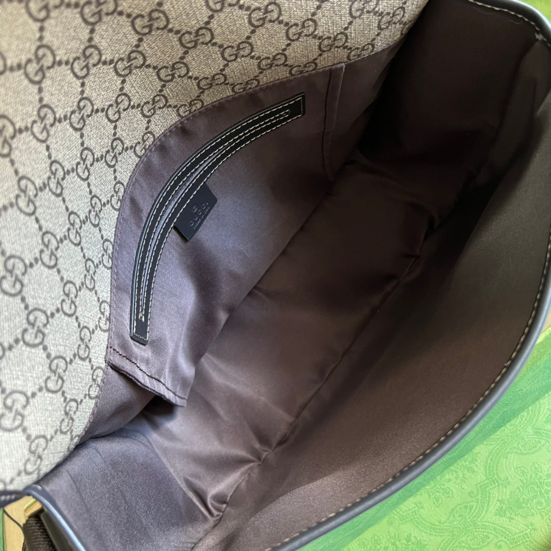 Gucci GG Supreme Bag