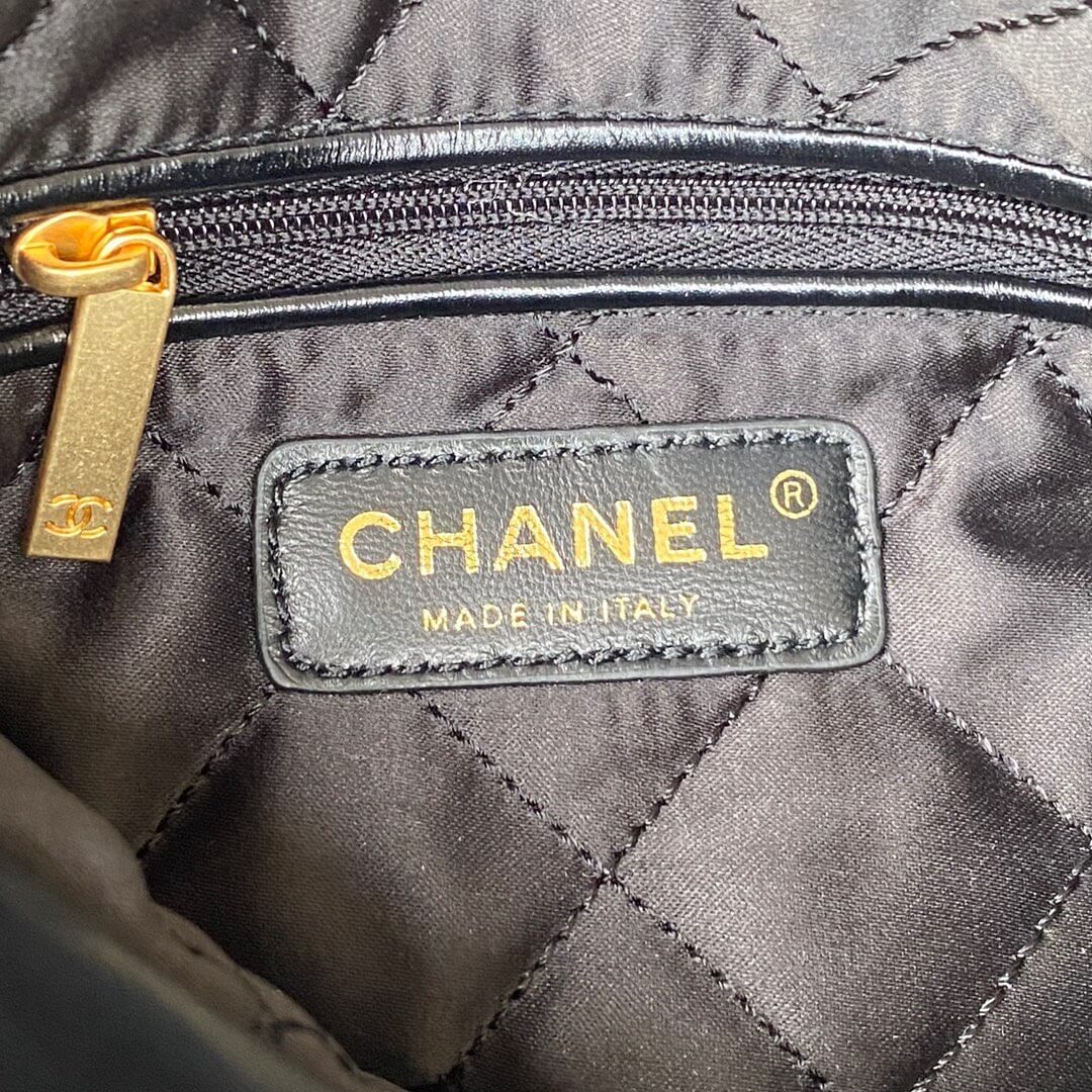 Chanel Mini 22 Bag