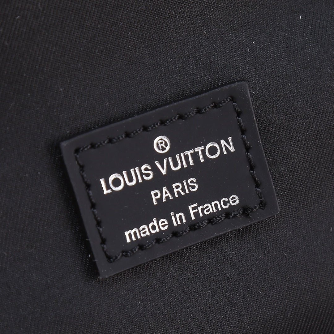 LV Avenue Shoulder Bag