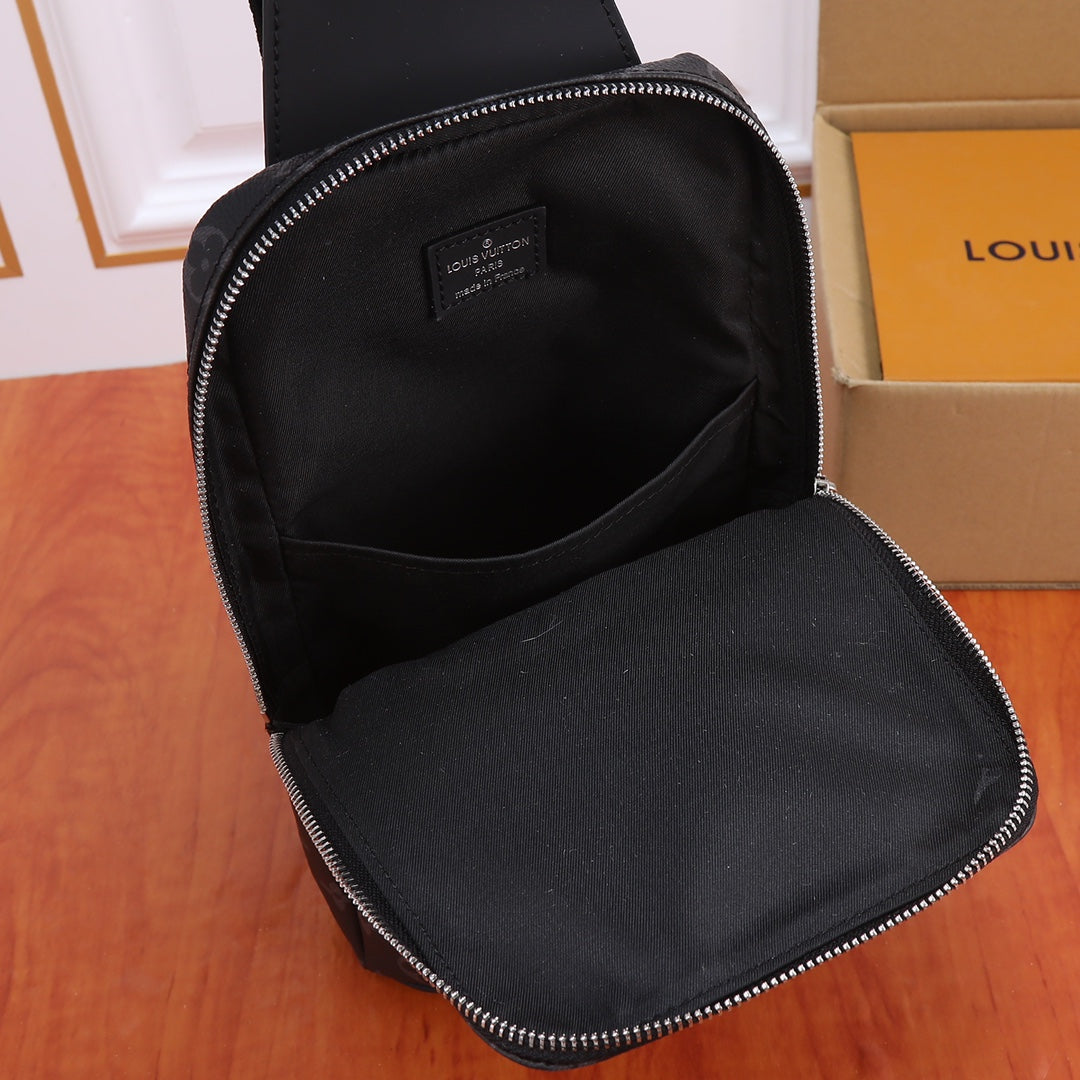 LV Avenue Shoulder Bag