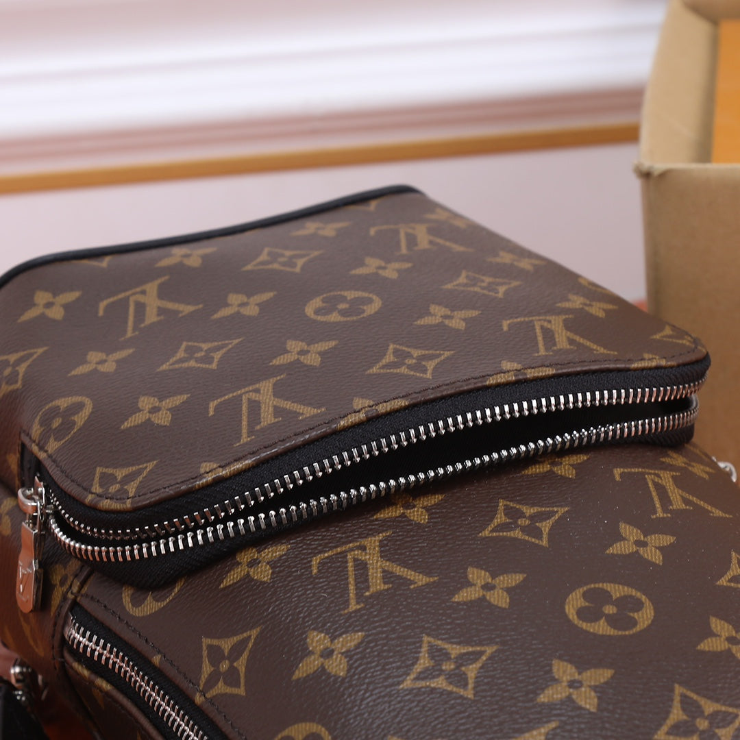 LV Avenue Shoulder Bag