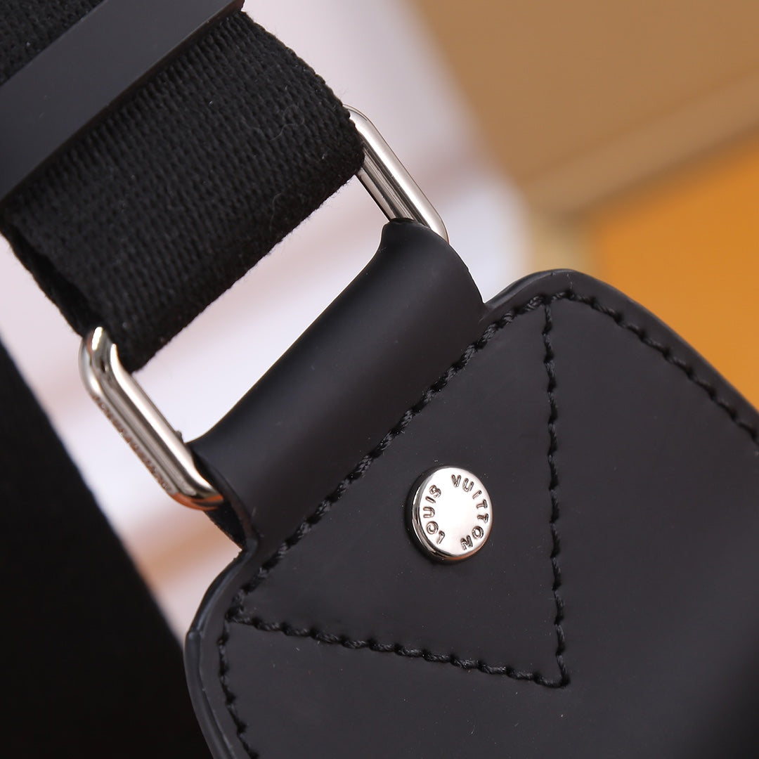 LV Avenue Shoulder Bag
