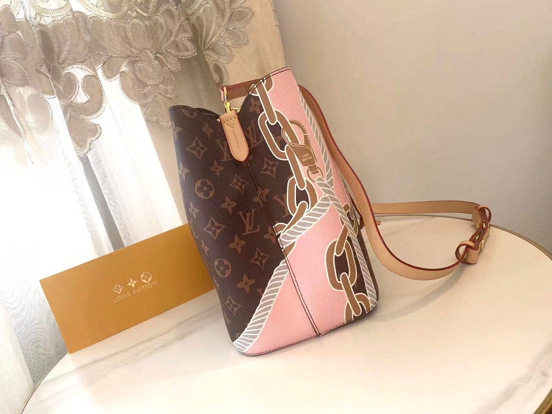 LV NeoNoe Monogram Bag