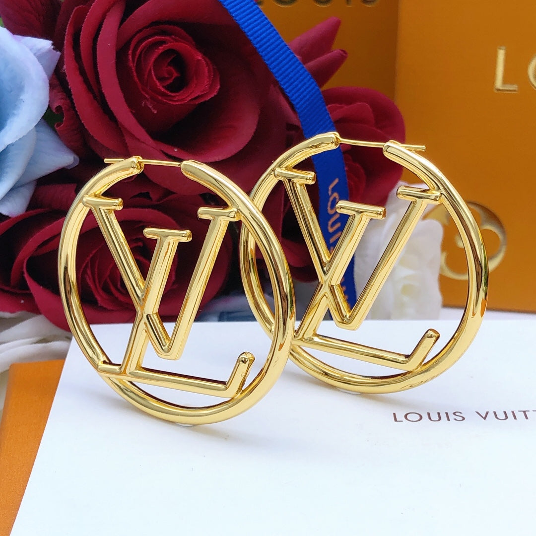 LV Latest Style Earrings
