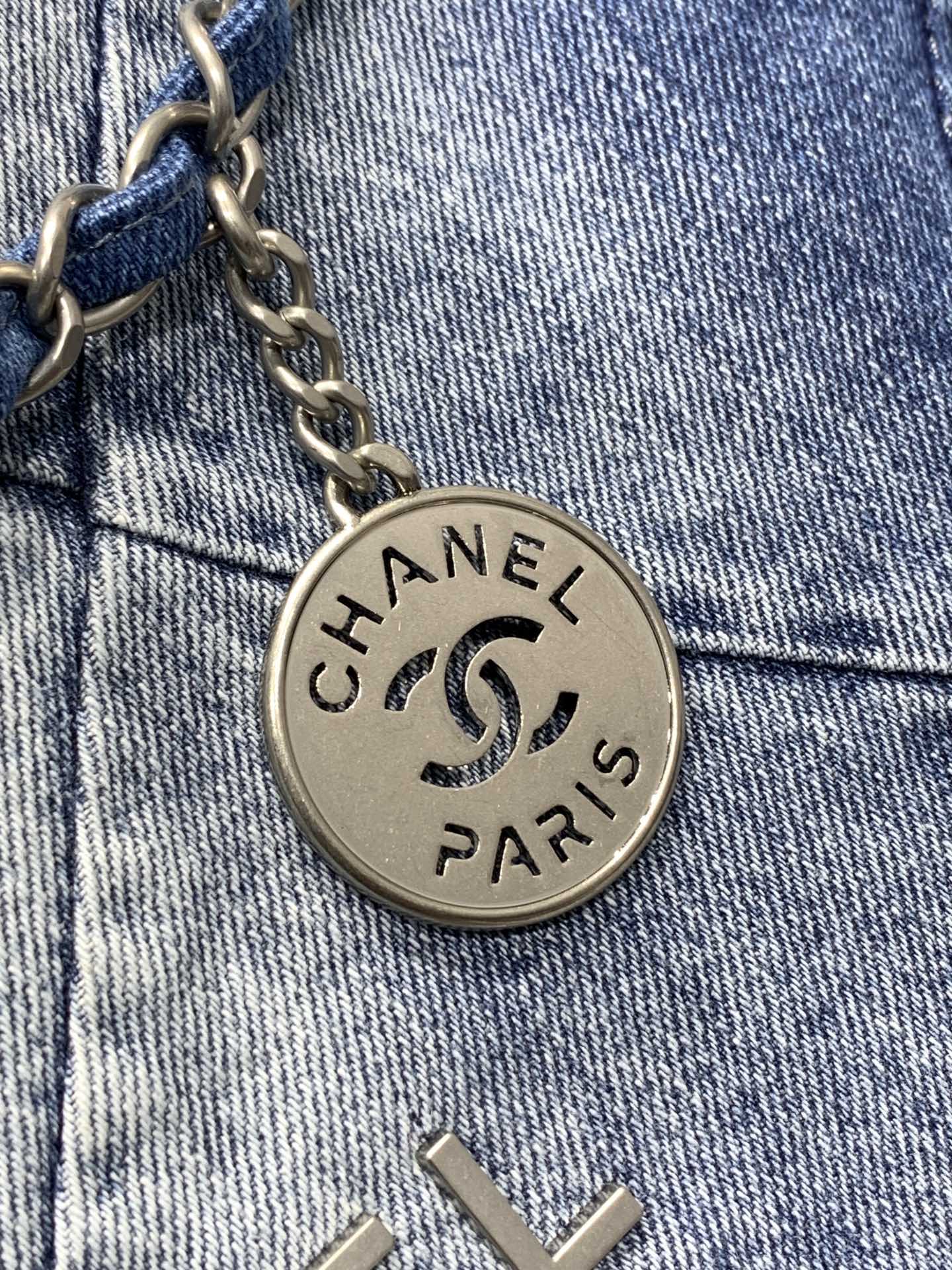 Chanel 22 Shopping Bag