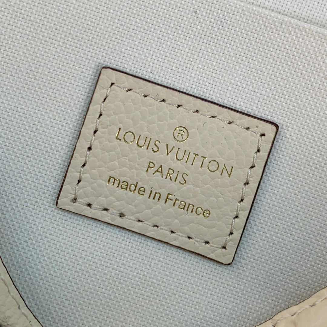LV FÉLICIE POCHETTE Chain Bag