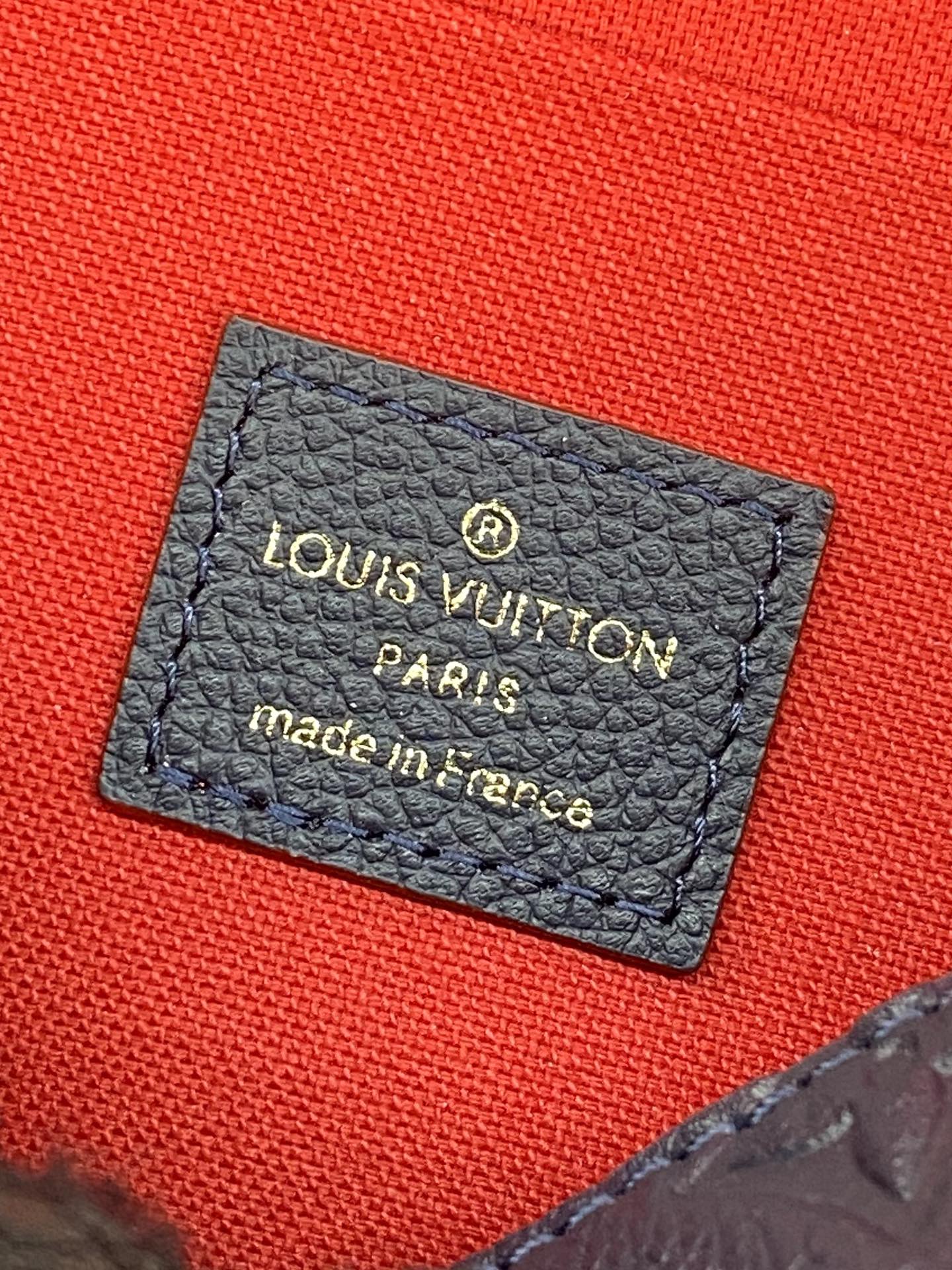 LV FÉLICIE POCHETTE Chain Bag