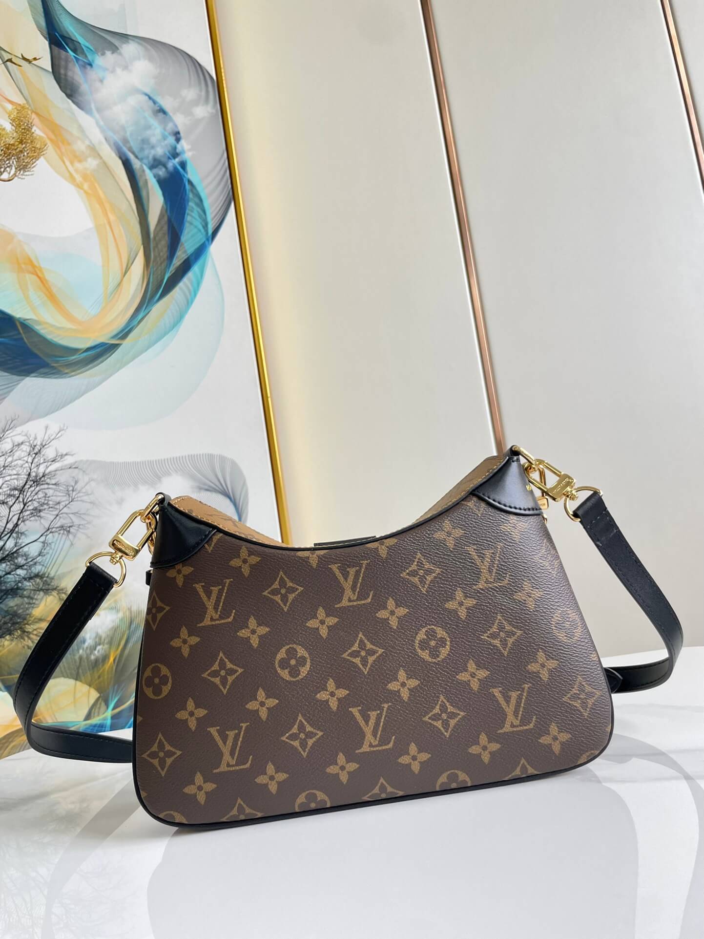 LV TWINNY Presbyopia Chain Crossbody Bag