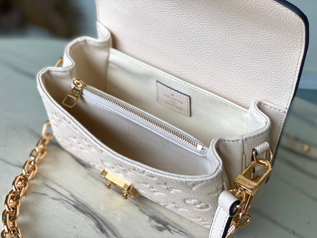 LV Pochette Metis East West Handbag