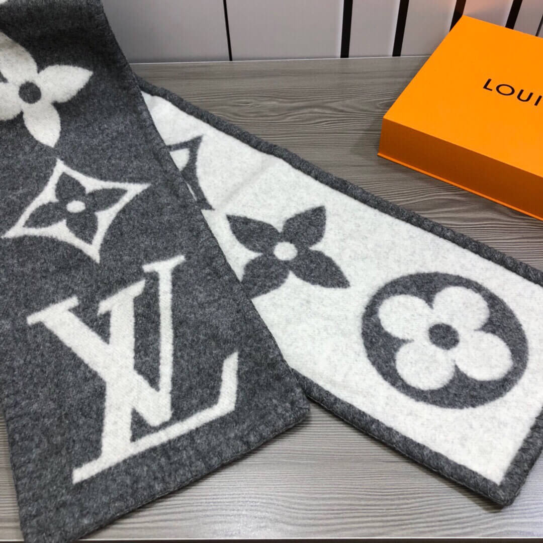 LV Autumn and Winter Scarf