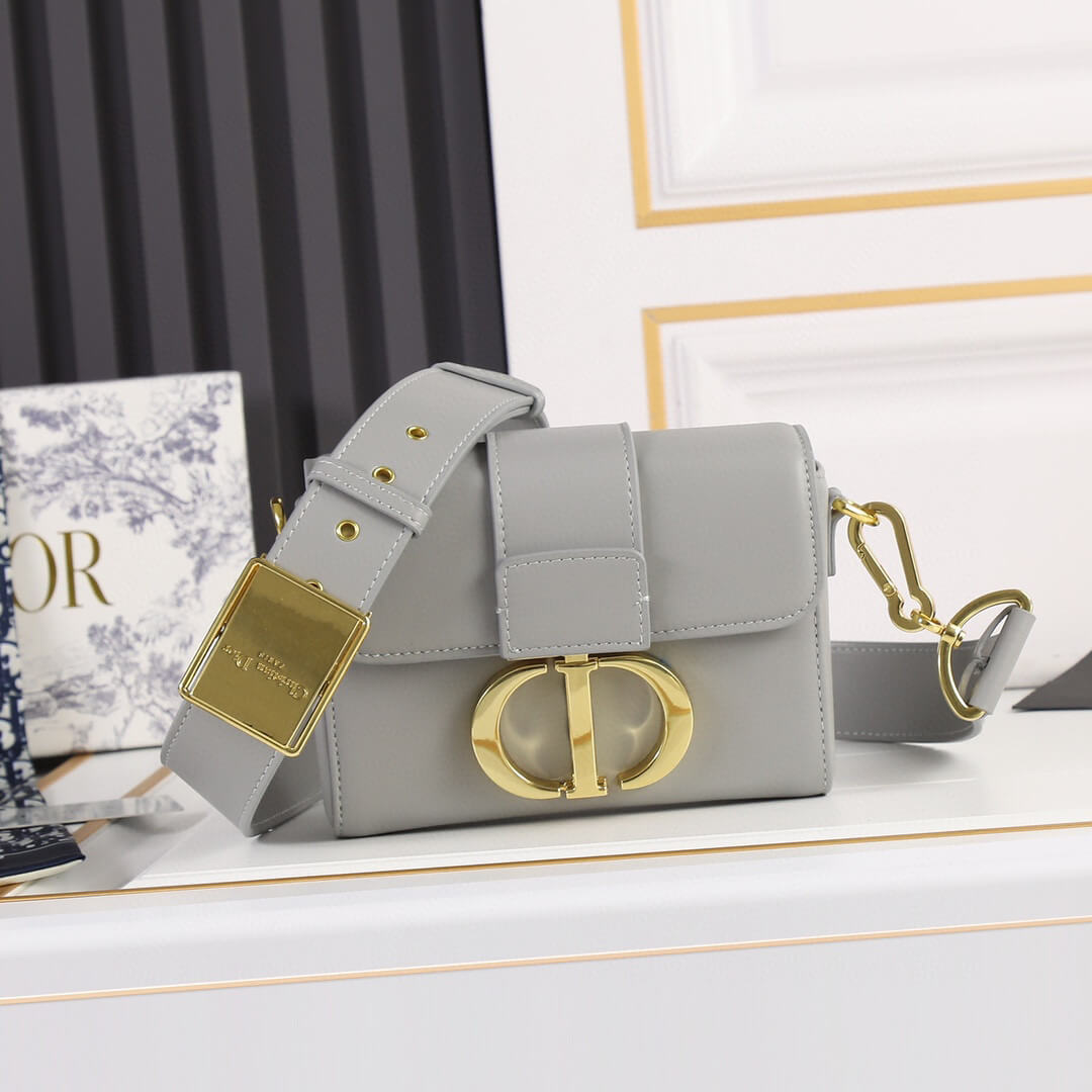 Dior 30 Montaigne Mini Bag