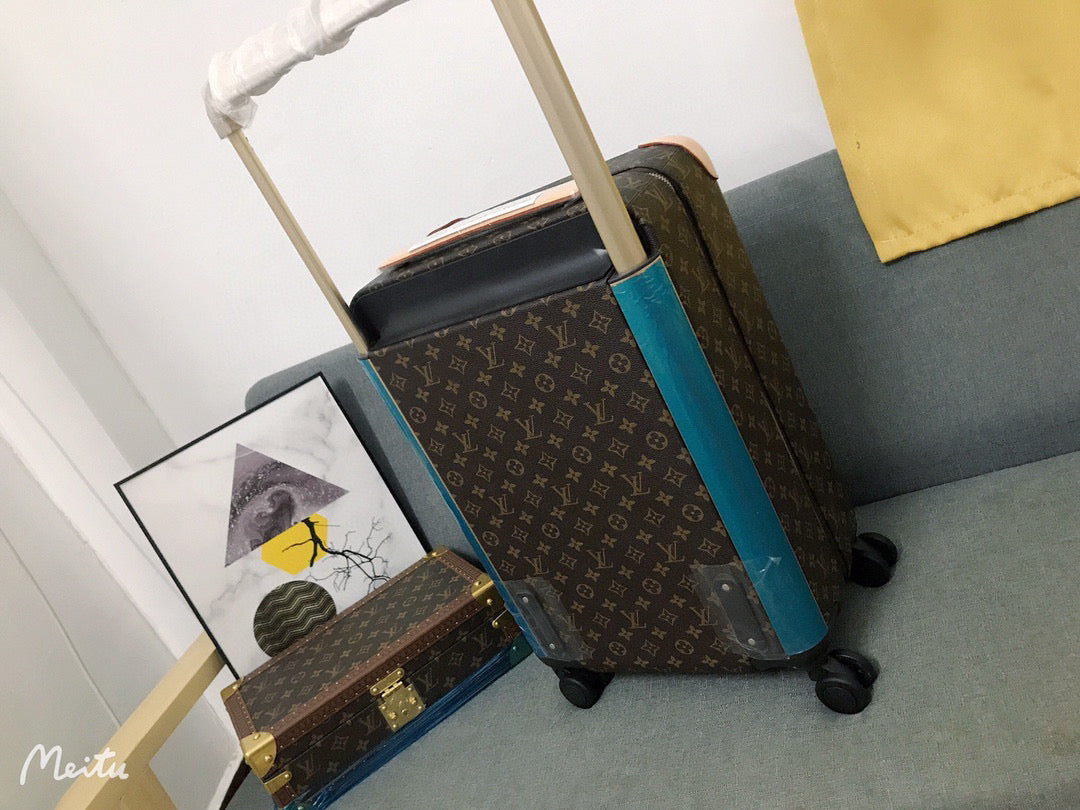 LV Horizon Monogram Luggage