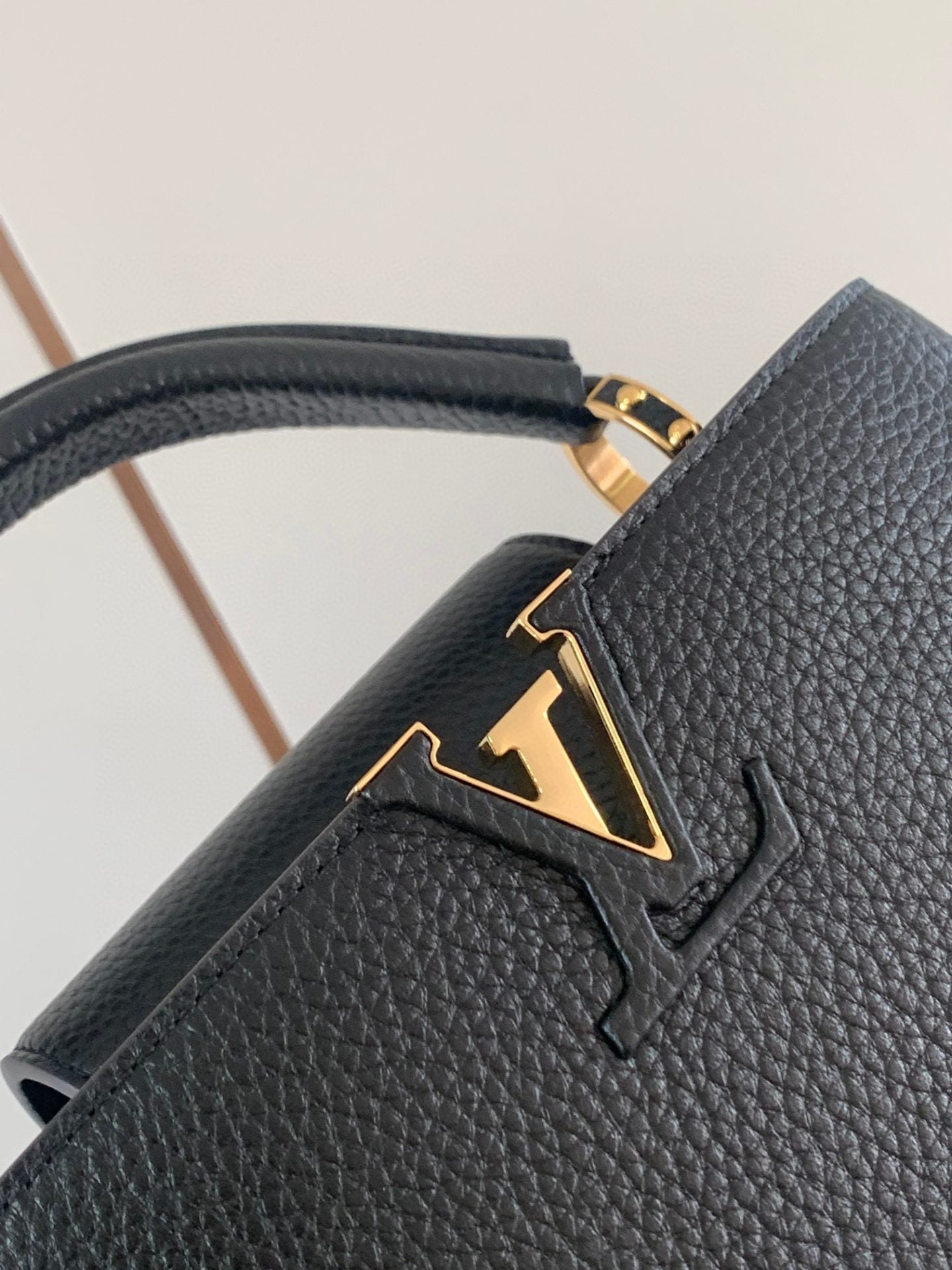 LV Capucine BB
