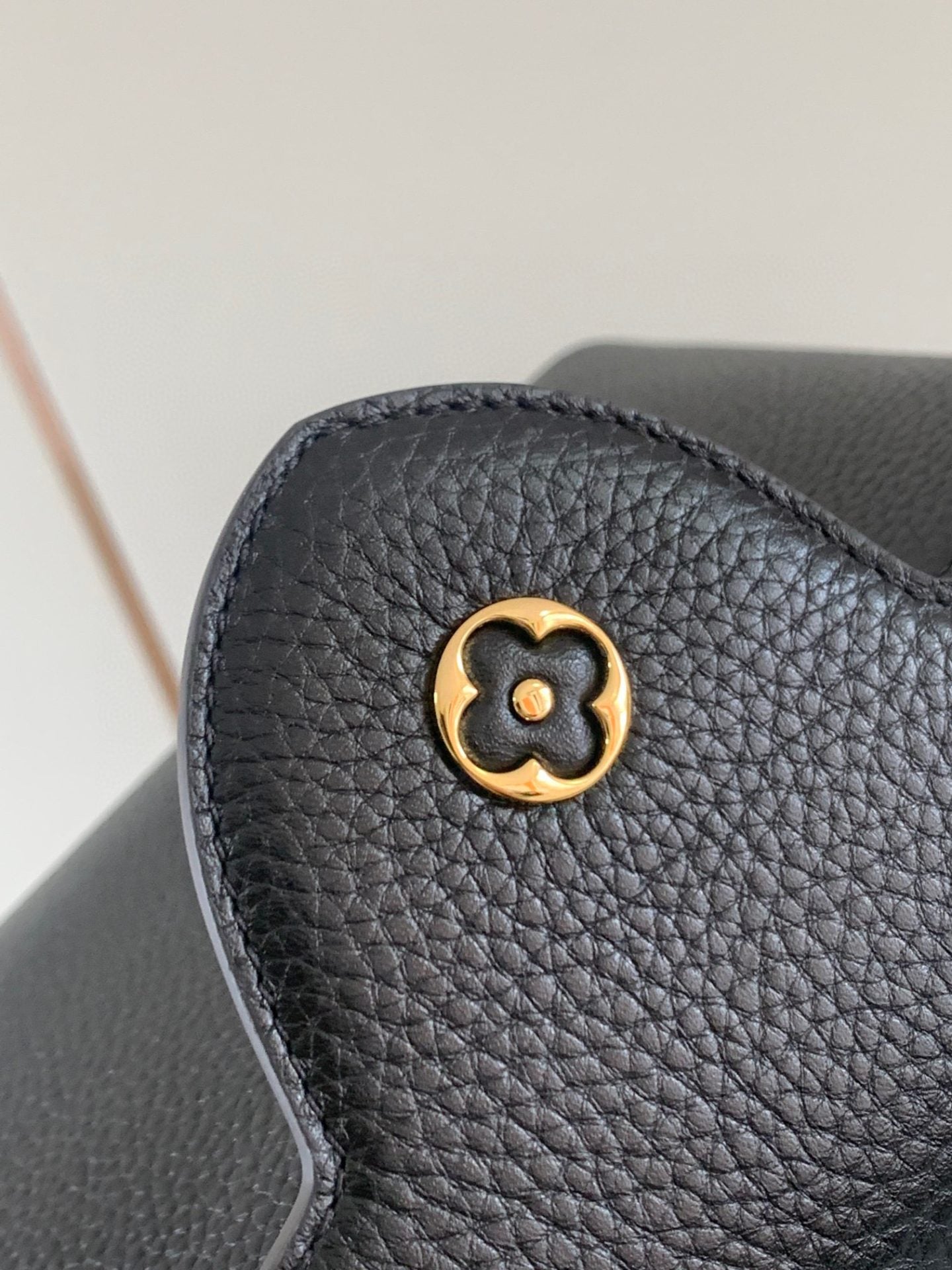 LV Capucine BB