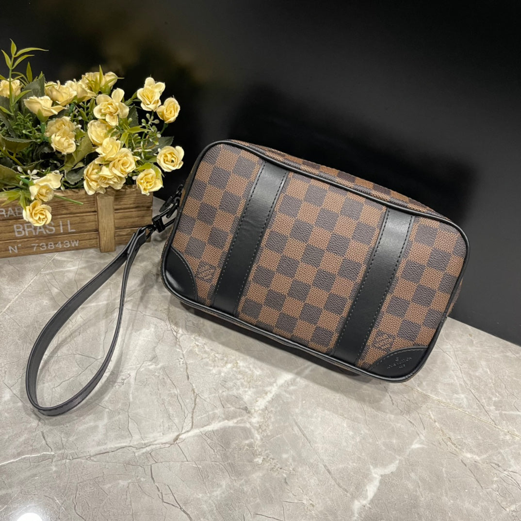 LV Latest Pochette Kasai Clutch bag