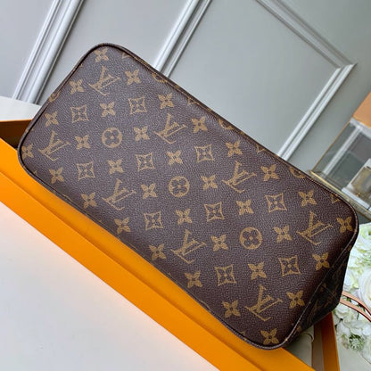 Louis Vuitton Neverfull MM Tote – M40995 Monogram Canvas