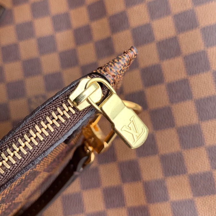 Louis Vuitton Neverfull MM Tote – M41603 Monogram Canvas