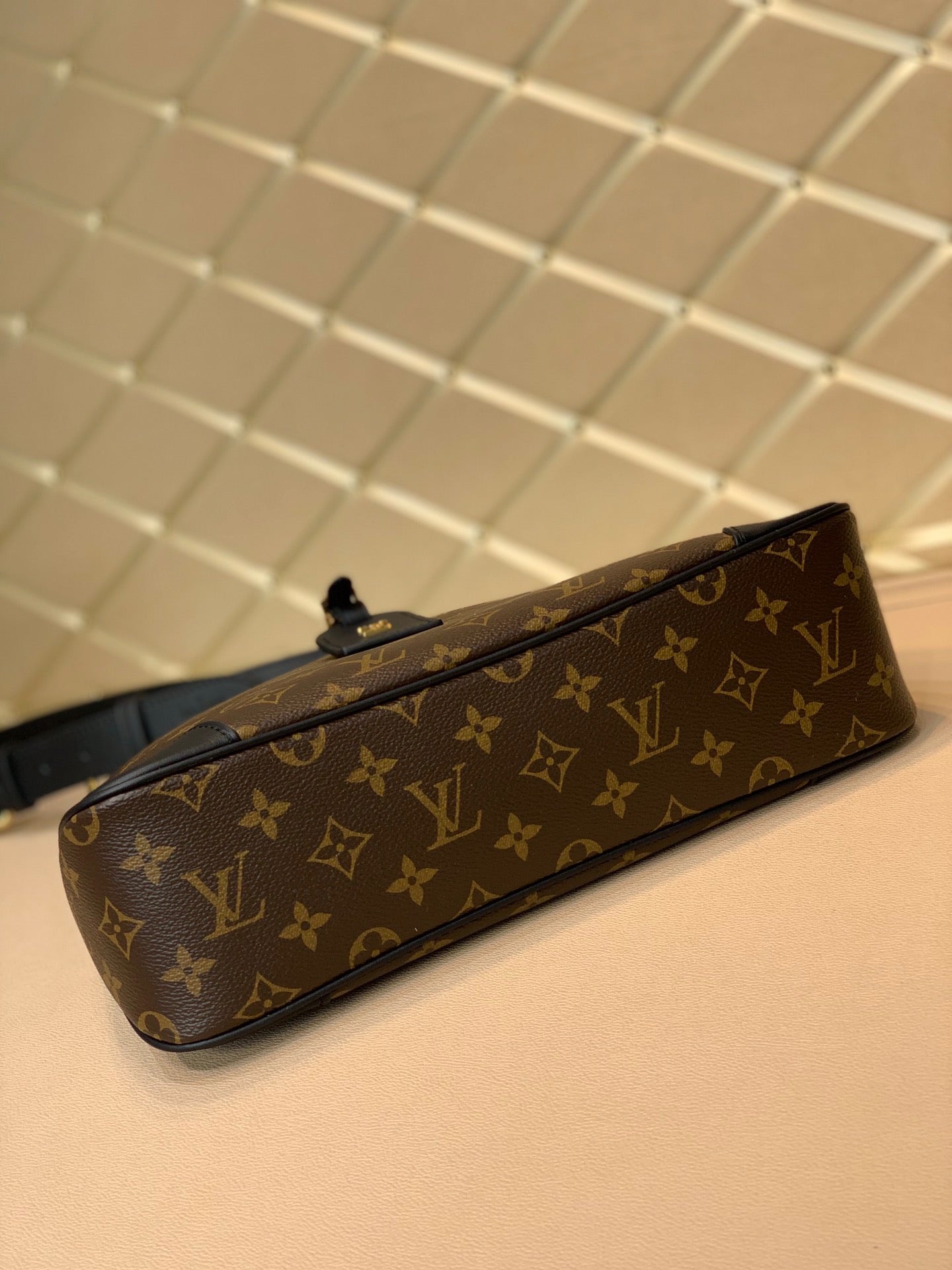 LV Odeon Monogram