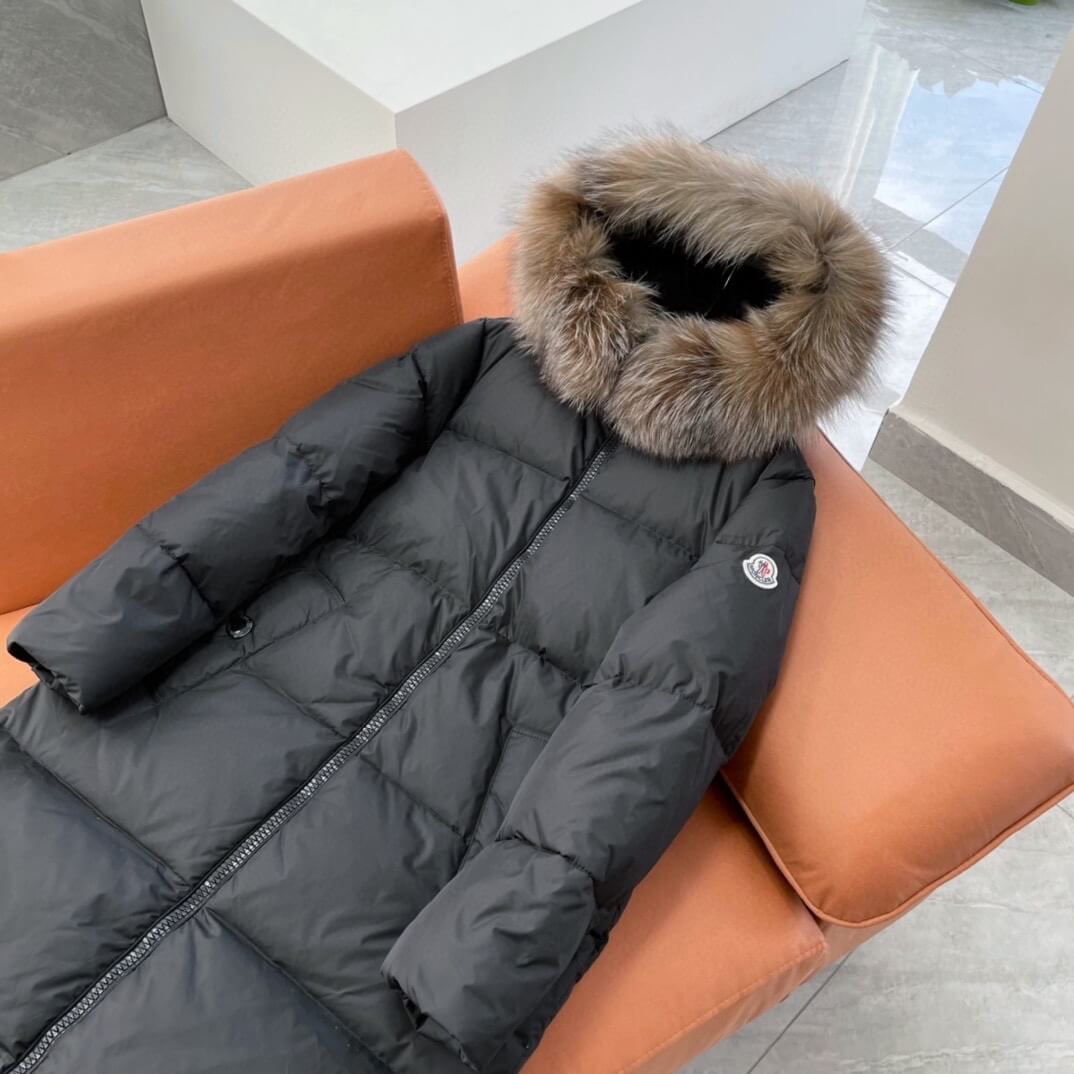 Moncler Winter Latest Hooded Long Down Jacket