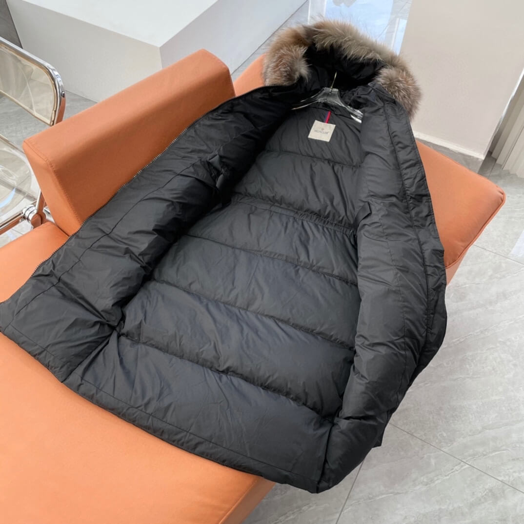 Moncler Winter Latest Hooded Long Down Jacket