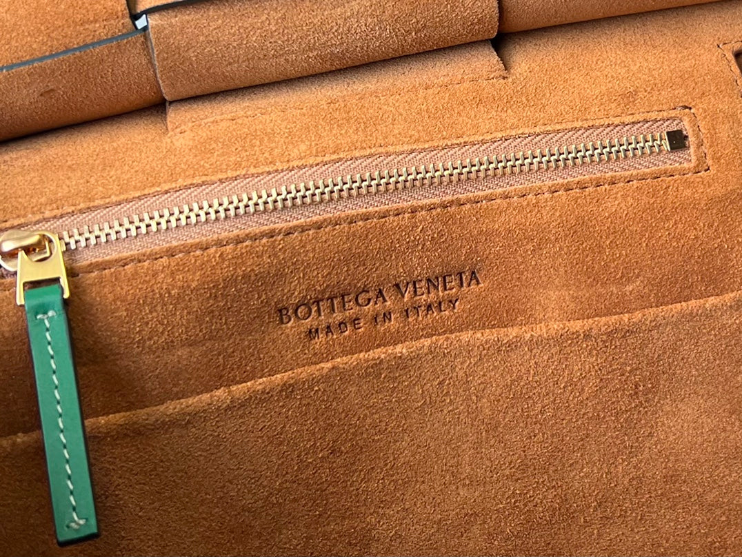 Bottega Veneta Arco Bag