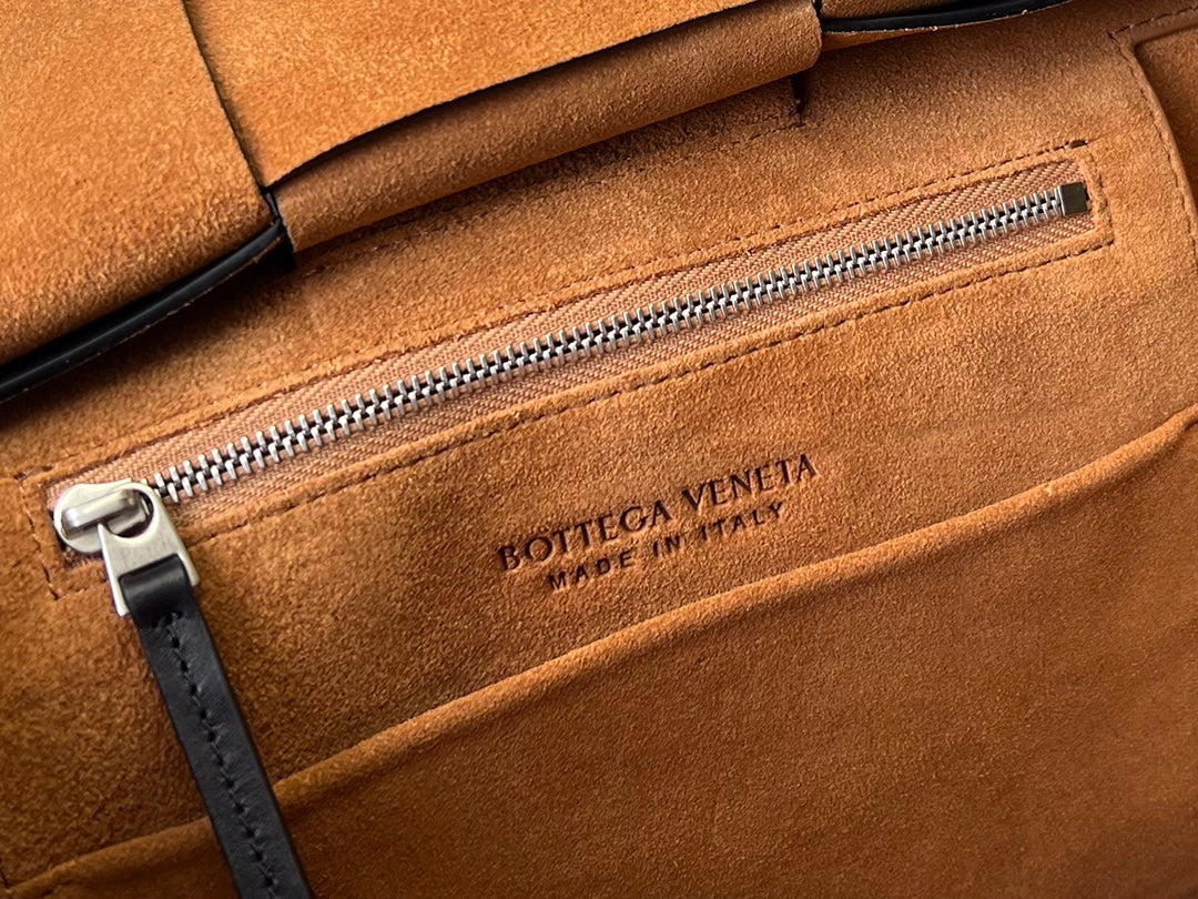 Bottega Veneta Arco Bag