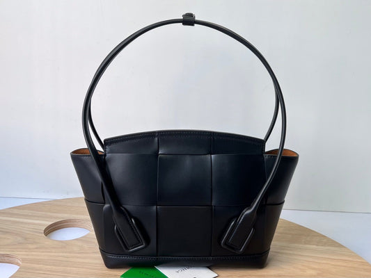 Bottega Veneta Arco Bag