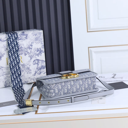 DIOR Montaigne Bag