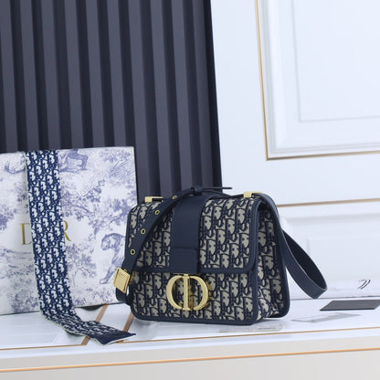DIOR Montaigne Bag