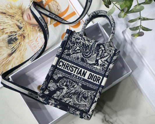 DIOR New Mini Tote Bag