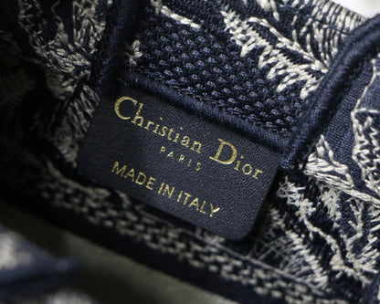 DIOR New Mini Tote Bag