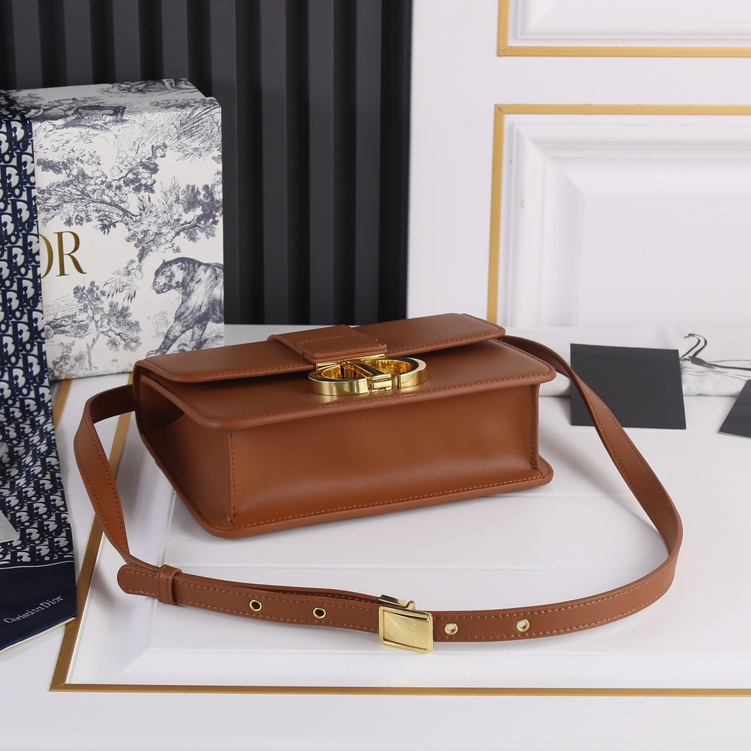 DIOR Montaigne Bag