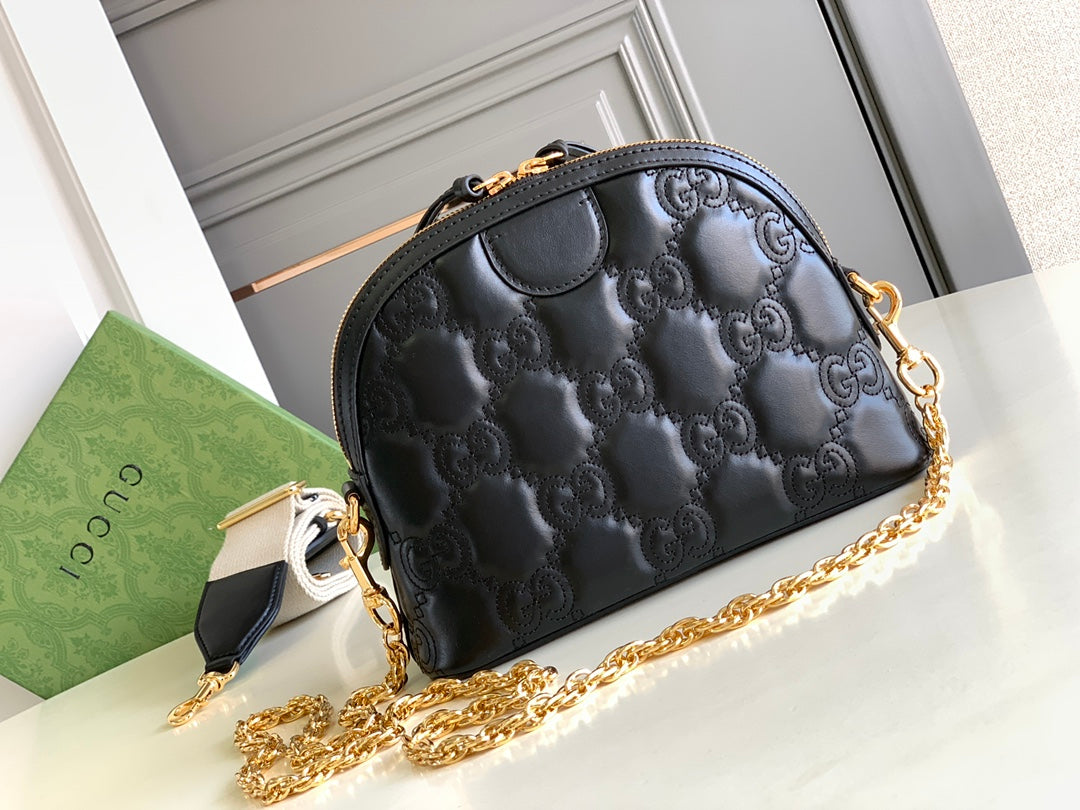 GG Matelassé Small Bag