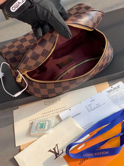 LV Damier Canvas Toilet Bag
