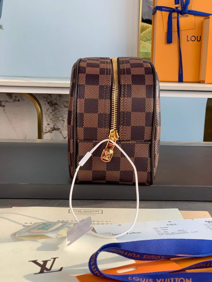LV Damier Canvas Toilet Bag
