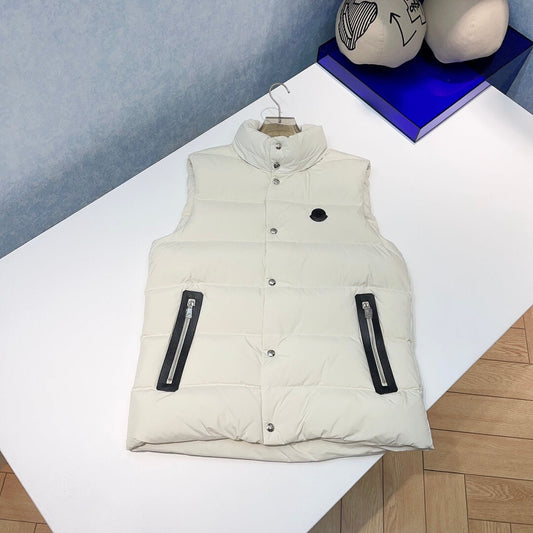 Moncler Sleeveless White Down Vest New Arrivals 2023