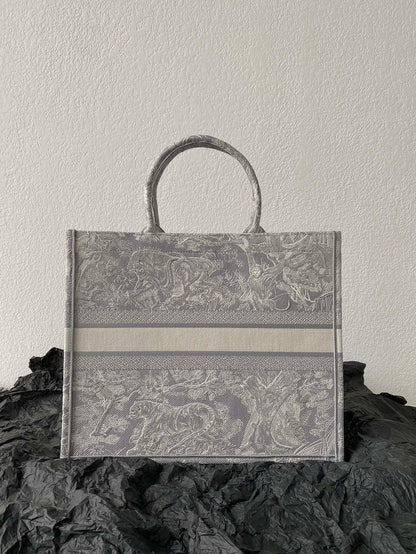 Dior Tote Jungle Shopping Bag