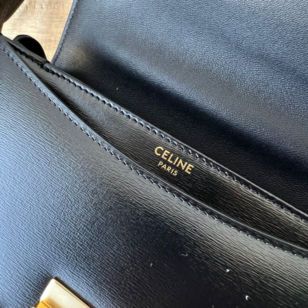 Celine Triomphe Saddle Bag