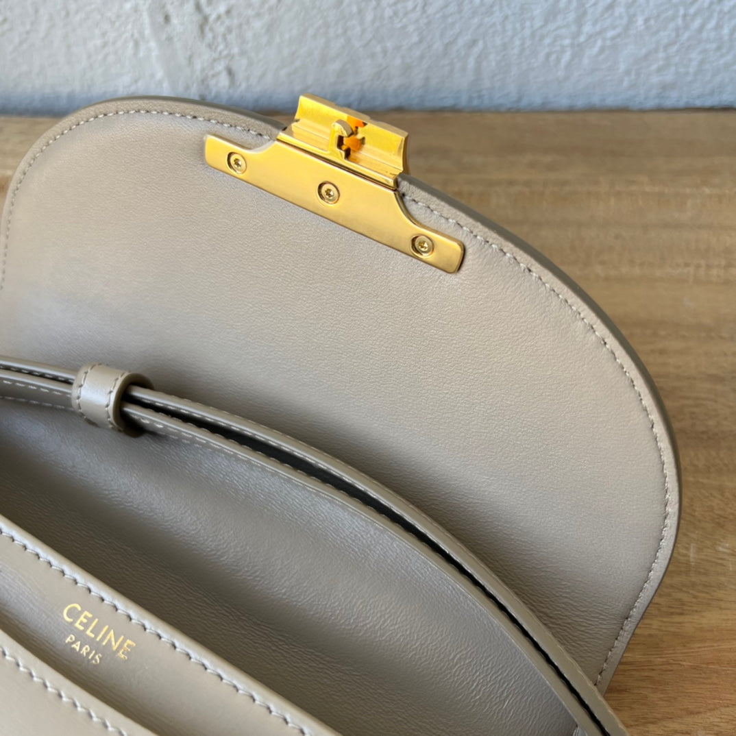 Celine Triomphe Saddle Bag