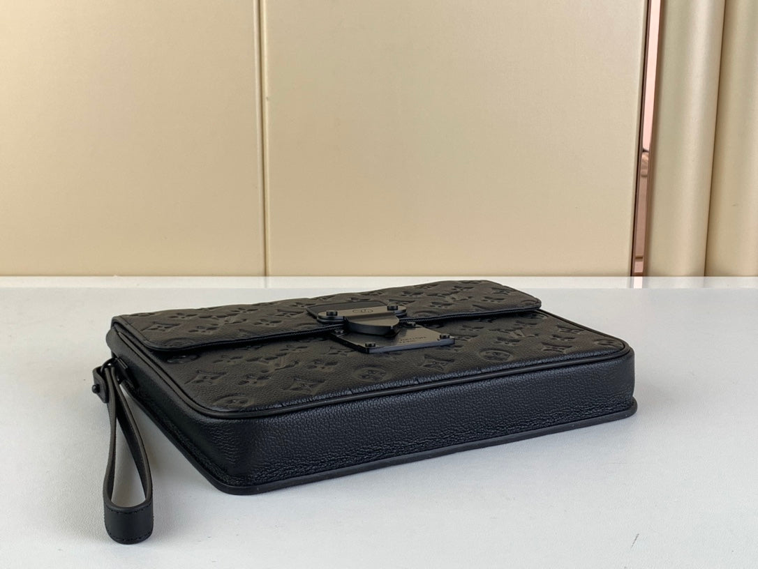 LV S Lock A4 Pouch