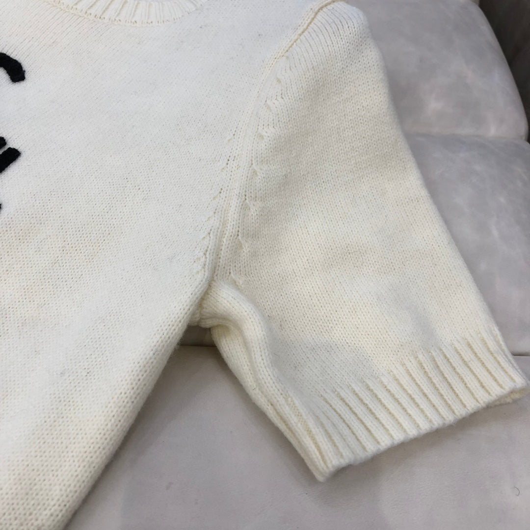 CHANEL New Short-Sleeved Knitted Top