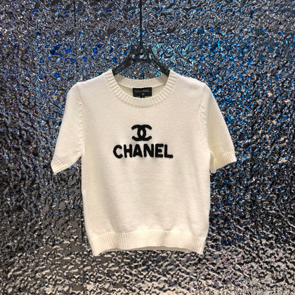 CHANEL New Short-Sleeved Knitted Top