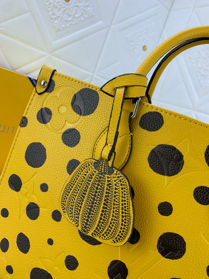 LV ONTHEGO Bag