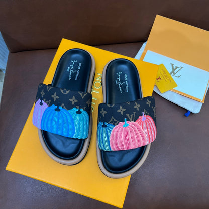 LV Latest Embossed Slippers