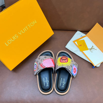 LV Latest Embossed Slippers