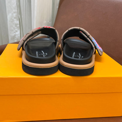 LV Latest Embossed Slippers